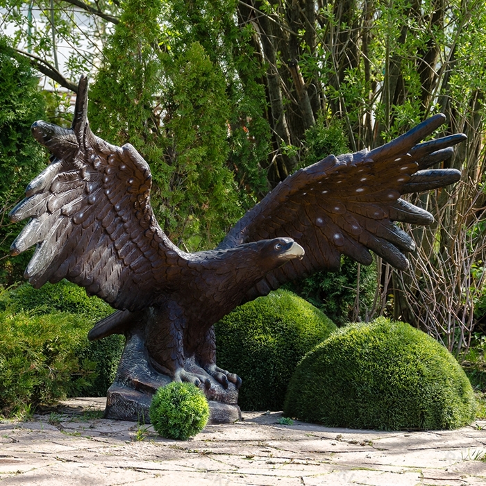 орел садовая фигура