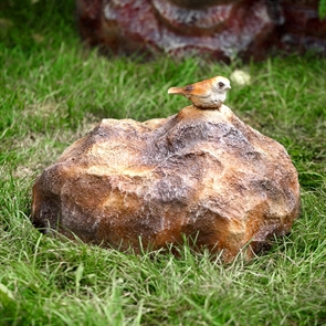 {{photo.Alt || photo.Description || 'Крышка Камень с птичкой, пластик, d 25 см.'}}
