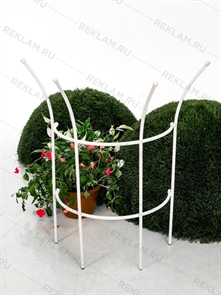 {{photo.Alt || photo.Description || 'Опора полукруглая для растений 58-921W металл цв.белый h=68 см'}}