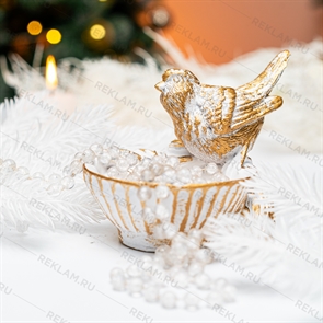 {{photo.Alt || photo.Description || 'Подставка декоративная для украшений Птичка полистоун цв.белый с золотом'}}