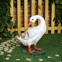 ростовые фигуры гусей