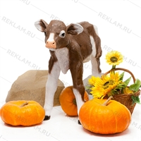 реалистичная фигура телёнка