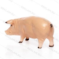 фигура свиньи из композитных материалов