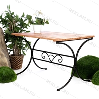 кованый стол для летнего кафе