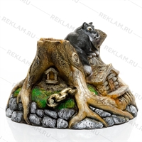 декоративная крышка люка в сказочном стиле