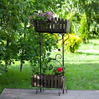 кованое ограждение с кашпо