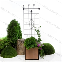 кованая настенная шпалера для винограда