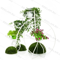 кованое цветочное озеленение в виде велосипеда