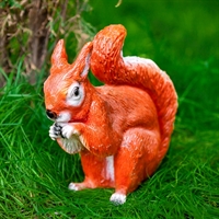 Фигура Белка, полистоун, 25 см. - фото 18054