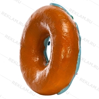 большой муляж пончик