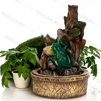 Уличный фонтан