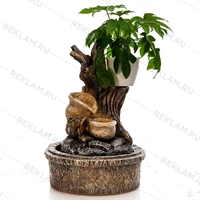 Уличный фонтан