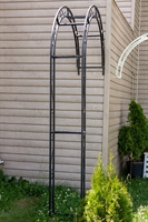 пристенная арка