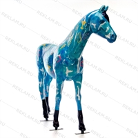 Конь фигура объемная