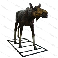 фигура для парка лосиха