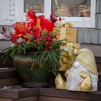 новогодний декор для входной группы магазина