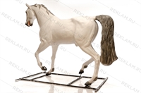 Ростовая фигура Конь рысак