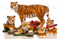 Объемные фигуры тигров Объемные фигуры тигров