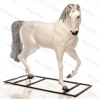 Фигура конь рысак