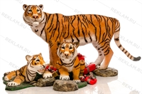 рекламные фигуры тигров