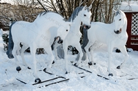 ростовые фигуры тройка лошадей