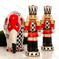 рекламная фигура солдатика