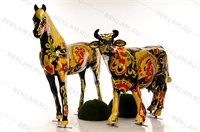 объемная фигура корова и конь с росписью хохлома