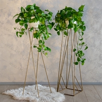 кованые цветочницы