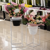 кованые цветочницы лофт