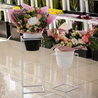 кованые цветочницы лофт