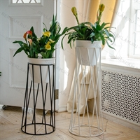 напольные подставки под цветы