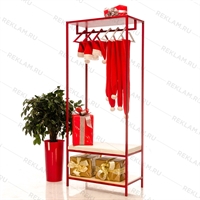 кованый стеллаж для магазина одежды