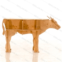 Торговое оборудование в виде животного коровы