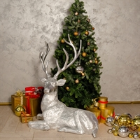 новогодняя фигура олень благородный