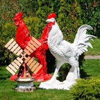 большие фигуры петухов