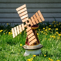 мельница для сада