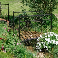 кованый  мостик для сада