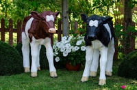 объемные фигуры телята для молочного магазина