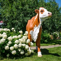 Рекламная фигура Корова