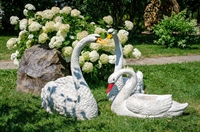 садовая фигура лебедя