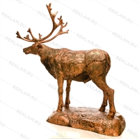 парковая скульптура олень северный