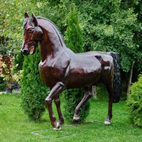 Объемная фигура Конь вороной - фото 33409