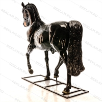 Объемная фигура Конь вороной - фото 33419