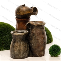 фонтан с кувшинами