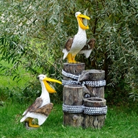 парковый фонтан пеликан