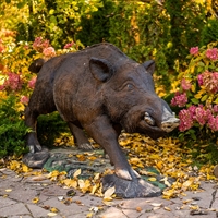 фигура для парка кабан