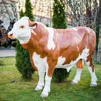Объемная фигура Бык симментальской породы