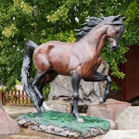 объемная фигура конь арабский