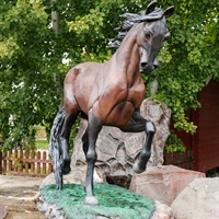 объемная фигура конь арабский скакун