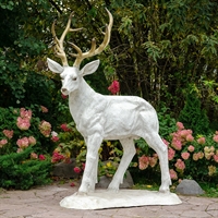 Новогодняя фигура Олень благородный